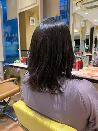 ミディアム カラー 平山 美緒のヘアスタイル