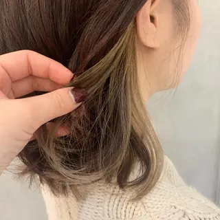 ミディアム カラー ︎︎🧸 ユリ ︎︎🧸のヘアスタイル