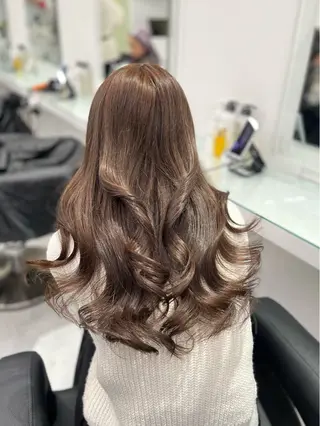 ロング カラー ヘアアレンジ ♡ 𝐑𝐈𝐎♡のヘアスタイル