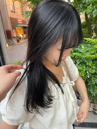 ミディアム カラー mei|顔まわり ×透明感カラーのヘアスタイル