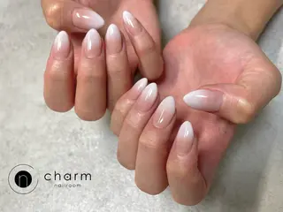 ネイル ネイルルーム チャームのネイルデザイン