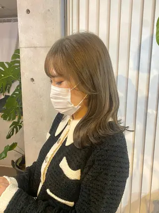 セミロング カラー パーマ ヘアアレンジ メンズ キッズ ネイル マツエク・マツパ アイブロウ モリモト サナのヘアスタイル
