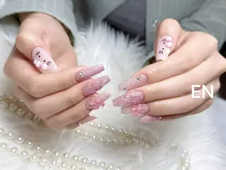 ネイル ENSalon 愛佳のネイルデザイン