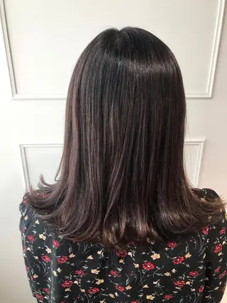 ミディアム カラー 黒神 浩之のヘアスタイル