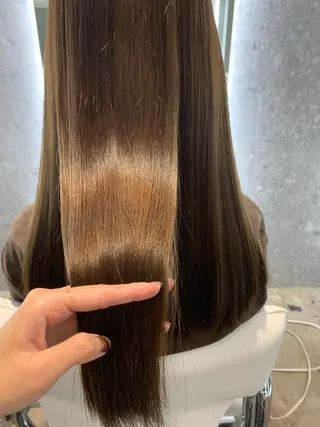 ロング カラー 山下 千明のヘアスタイル