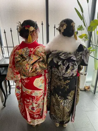 セミロング ヘアアレンジ やすだ しおりのエステ・リラクイメージ