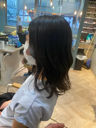 ミディアム 西山 恵太郎のヘアスタイル