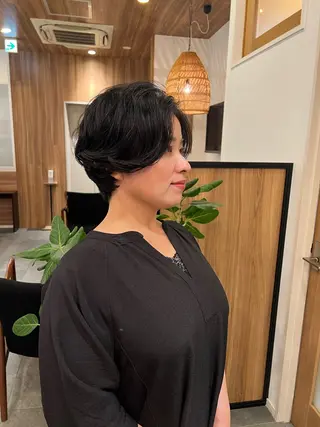 ショート パーマ 岸田 佳祐のヘアスタイル