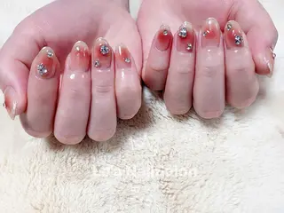 ショート カラー ネイル Le’a NailSalonのネイルデザイン