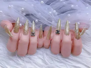 ネイル EMILIO NAIL所属・スカルプ専門店長さ だしエミリオ ネイルのネイルデザイン