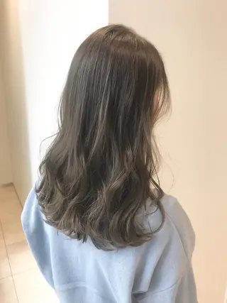 カラー 渡辺 麻衣のヘアスタイル