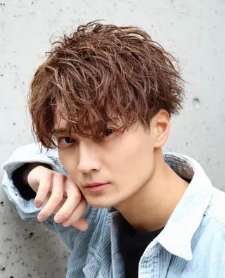 ショート カラー パーマ ヘアアレンジ メンズ Village所属・village放出 エリアNO1サロンのヘアスタイル