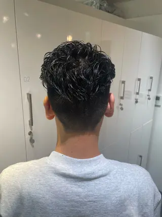 メンズ 赤み無し柔らかカラー 【梅田】madokaのヘアスタイル