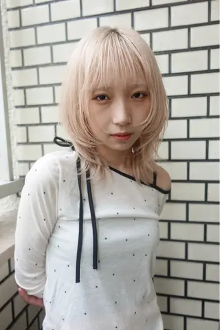 ミディアム カラー 🩵izu 🩵のヘアスタイル