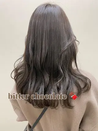 セミロング カラー ayaka 縮毛矯正レイヤーのヘアスタイル