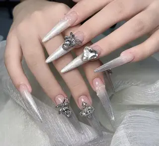 ネイル Pure&Rich Nailのネイルデザイン