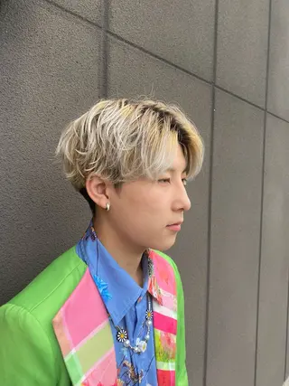 ショート カラー パーマ メンズ 岩城 滉成のヘアスタイル