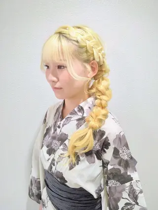 ロング ヘアアレンジ Hair&Make  Delight*のヘアスタイル