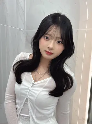 ロング のり🐼顔まわり/ 韓国/レイヤーカットのヘアスタイル