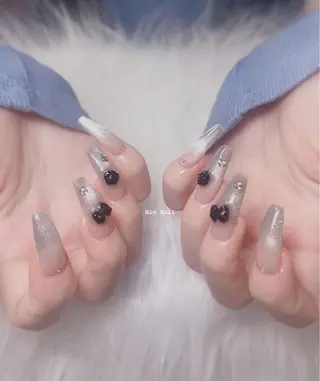 ネイル Hin Nailsのネイルデザイン