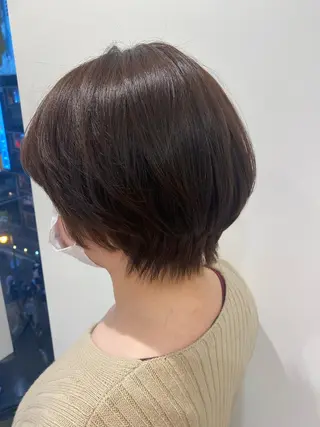 ショート カラー 小顔レイヤー/ ベージュ🤍Rieのヘアスタイル
