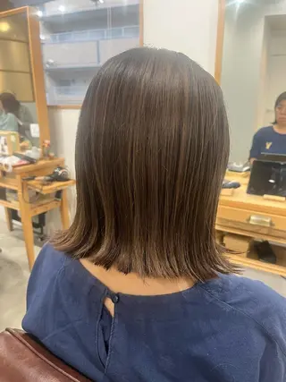 ミディアム カラー 三島 有佳里のヘアスタイル