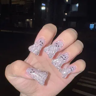 ネイル RIEKO🍒 ワンホン♡推しネイルのネイルデザイン