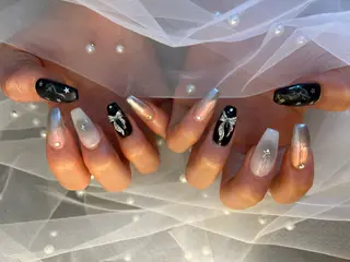 ネイル ✴︎ Delightのネイルデザイン