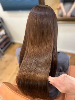 ロング ⚪️髪質改善 縮毛 店長 コウ⚪️のヘアスタイル