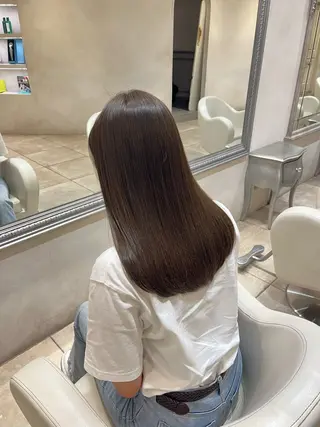 ロング レイヤーカット/ 透明感カラー/カナのヘアスタイル