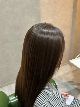 ロング カラー 徳野 愛依のヘアスタイル