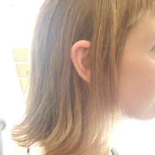 セミロング カラー 饒平名 知也のヘアスタイル