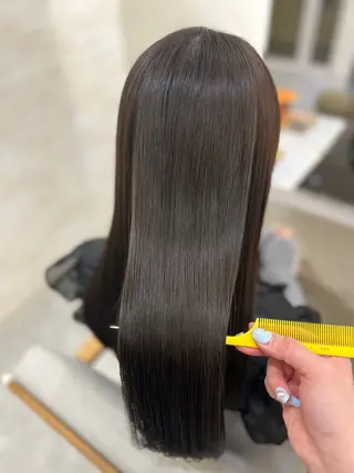セミロング カラー ヘアアレンジ 髪質改善&艶感カラー 🪄岡井美結のヘアスタイル