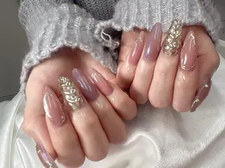 bijou nails 蓮のネイルデザイン