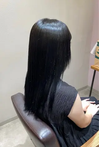 カラー 梶 瑞希のヘアスタイル