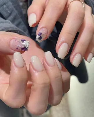 ネイル RAFFINE haru🦋🩵のネイルデザイン