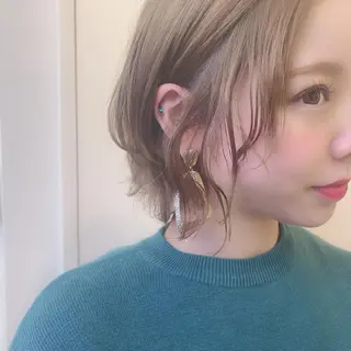 ショート 顔周りの垢抜けヘア 立山愛梨のヘアスタイル