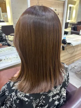 ミディアム カラー 長岡 明音のヘアスタイル