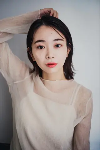 ミディアム カラー マツダテ ホノカのヘアスタイル