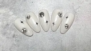 ネイル Eveネイル チップスカルプ専門店のネイルデザイン