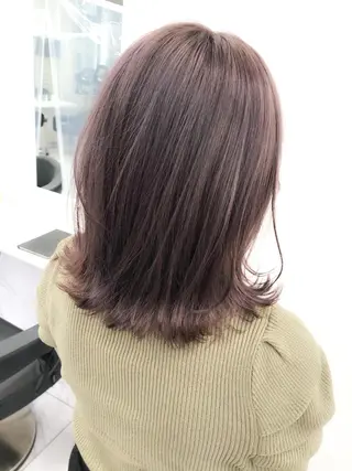 セミロング カラー ハイトーン×レイヤー カットTAKUMIのヘアスタイル