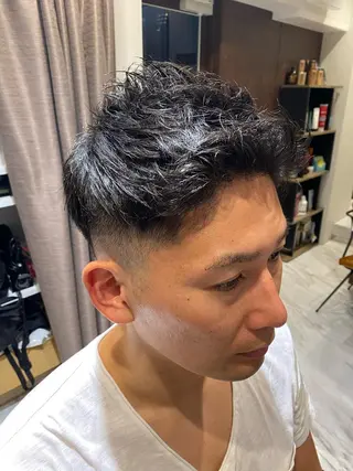 ショート 小野 大輔のヘアスタイル