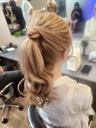 ロング ヘアアレンジ サロンソレイユ(マツ エク/ヘアセット)の眉毛・アイブロウイメージ
