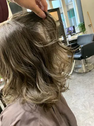 ミディアム カラー 髪質改善専門店 Lucasのヘアスタイル