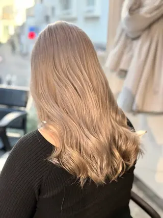 セミロング カラー 🌈インナーカラー ‘ショウマ’🌈のヘアスタイル