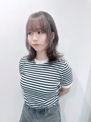 ミディアム カラー 小顔レイヤー/ ベージュ🤍Rieのヘアスタイル