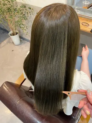 ロング 近澤 佑香のヘアスタイル