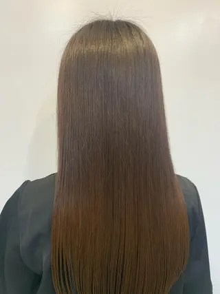 ロング カラー トップ スタイリストのヘアスタイル