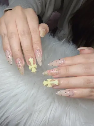 ネイル Lee Nailsのネイルデザイン