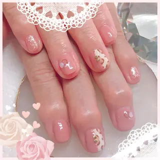 ネイル CROWN プライベートサロンのネイルデザイン